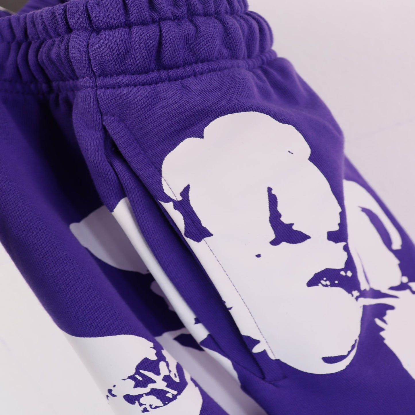 DENIM TEARS Shorts 8671