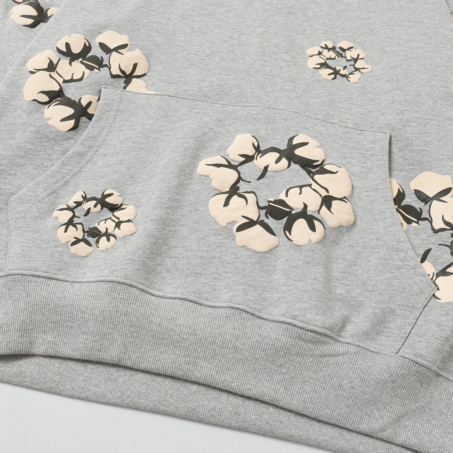 DENIM TEARS  Hoodie 6001