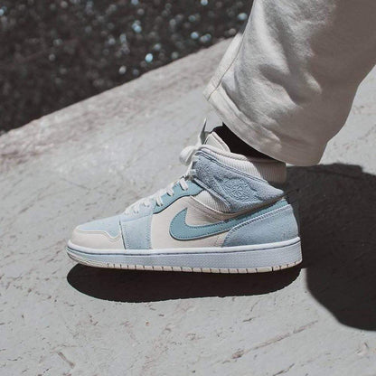 Air Jordan 1 Mid 'Mixed Textures Celestine Blue'